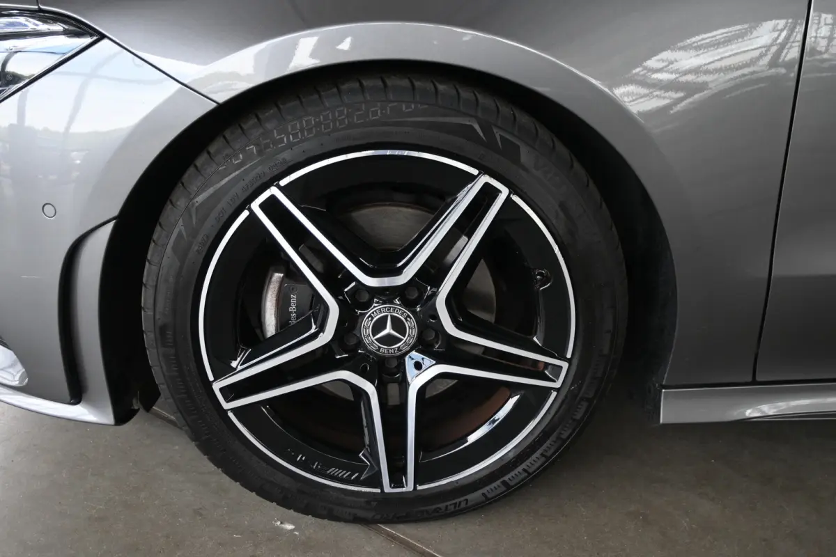 180 Automaat Business Solution AMG Clima Panoramadak Widescreen Sfeer LED Rijklaarprijs! Inruil Mogelijk!