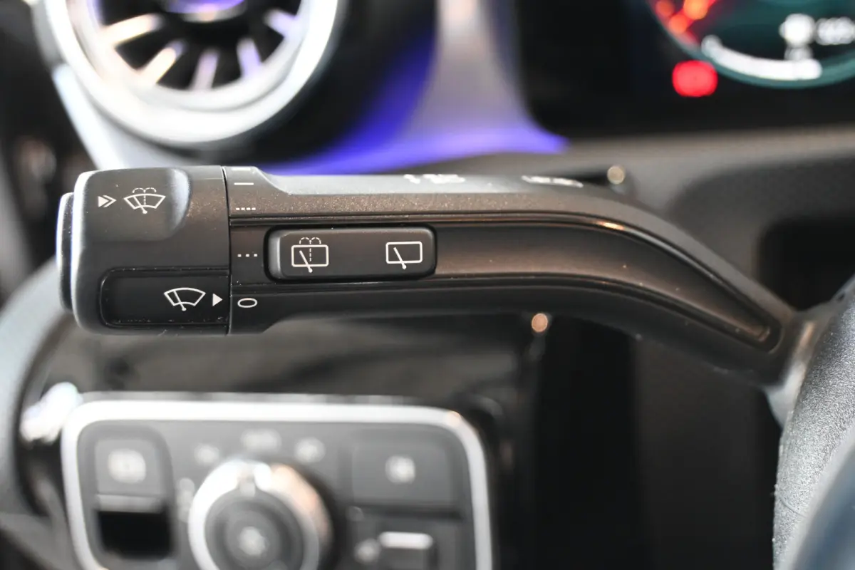 180 Automaat Business Solution AMG Clima Panoramadak Widescreen Sfeer LED Rijklaarprijs! Inruil Mogelijk!