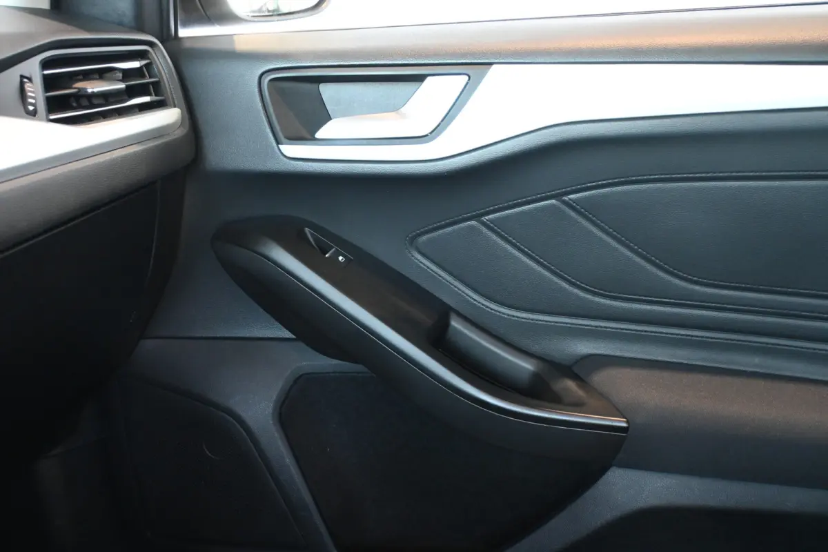 1.5 EcoBlue Trend Edition Business Nap! Clima Cruise control Navigatie PDC 1e Eigenaar! Inruil Mogelijk!