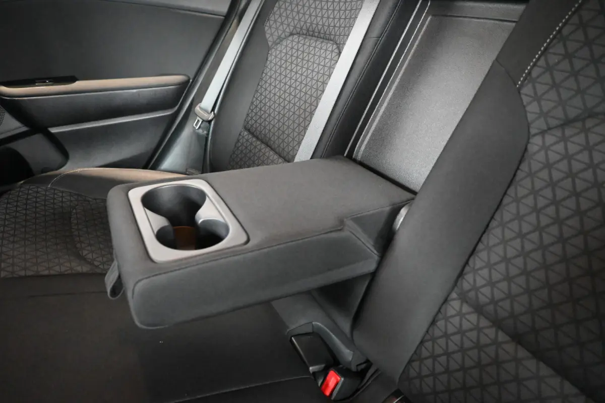 1.0 T-GDi DynamicLine Clima Navigatie Cruise control Inruil mogelijk