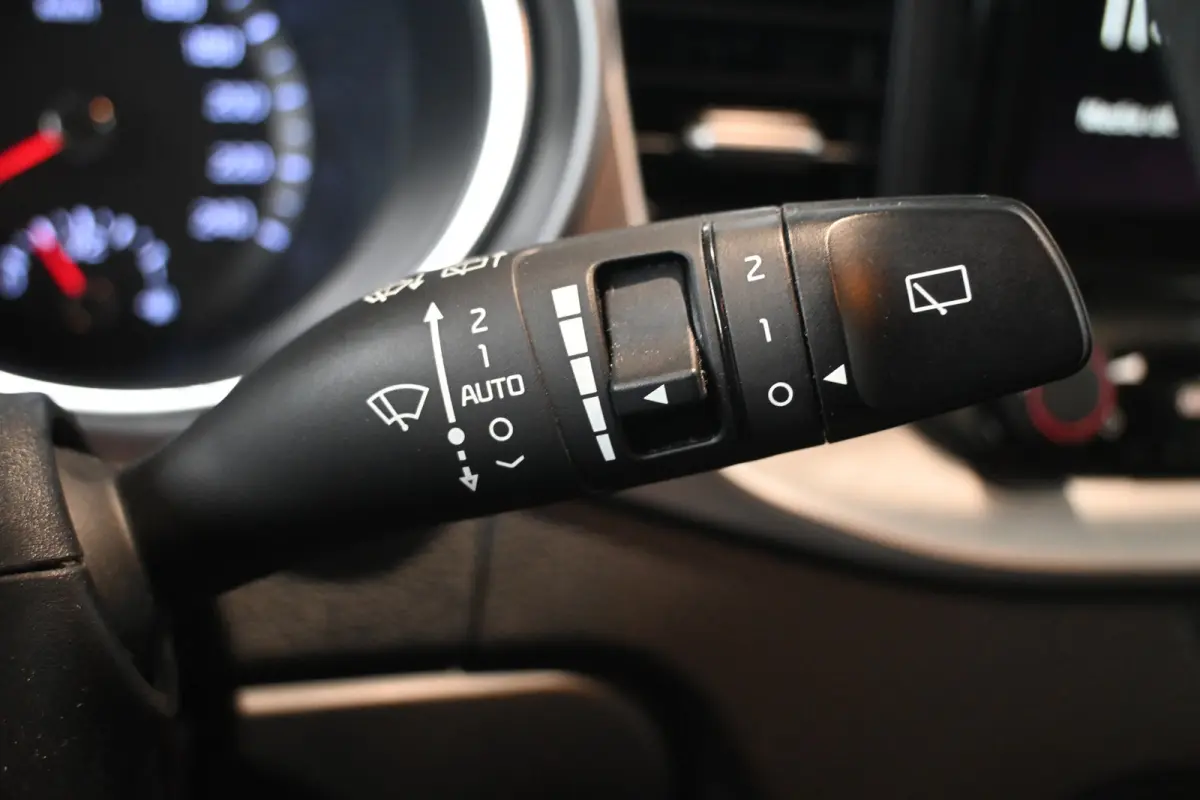 1.0 T-GDi DynamicLine Clima Navigatie Cruise control Inruil mogelijk
