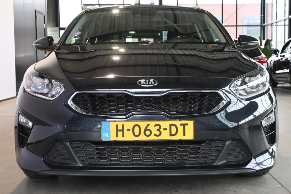 1.0 T-GDi DynamicLine Clima Navigatie Cruise control Inruil mogelijk