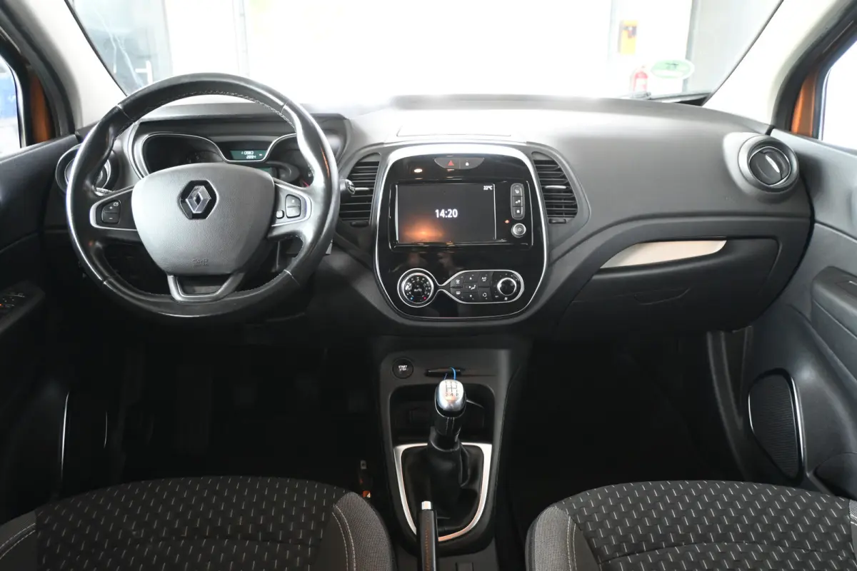 0.9 TCe Intens Easy Life Nap! Clima Cruise Led Navigatie Lichtmetaal 1e Eigenaar! 100% Onderhouden! Inruil Mogelijk!