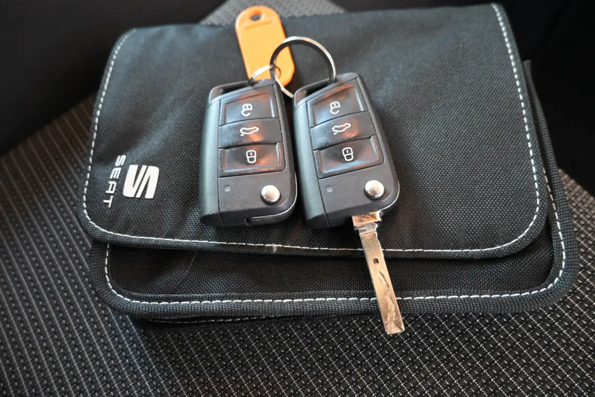 1.0 EcoTSI Automaat Style Business Intense Clima Cruise control Navigatie PDC Licht metaal Inruil mogelijk