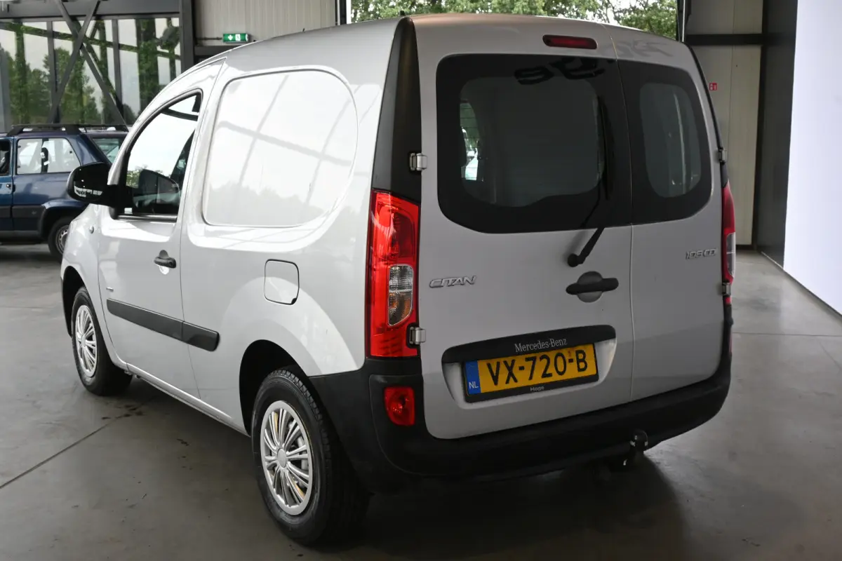 108 CDI BlueEFFICIENCY Airco Navigatie Trekhaak Rijklaarprijs! Inruil Mogelijk!