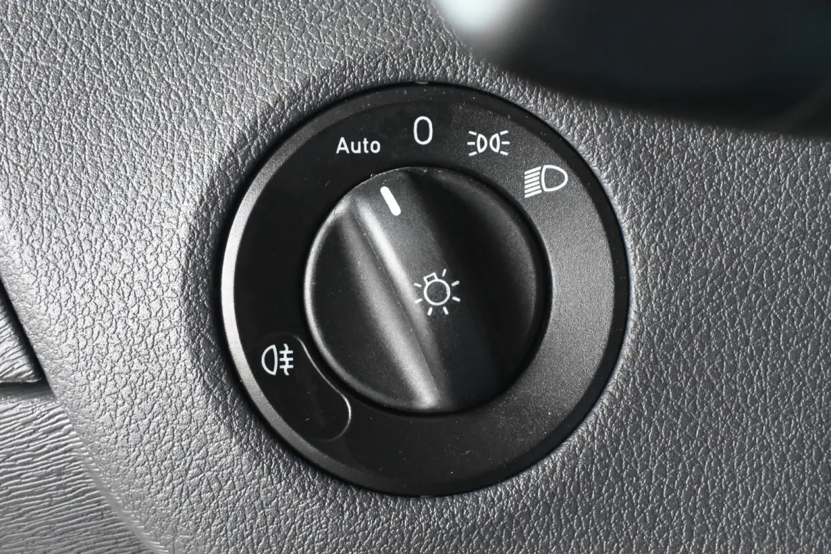 108 CDI BlueEFFICIENCY Airco Navigatie Trekhaak Rijklaarprijs! Inruil Mogelijk!