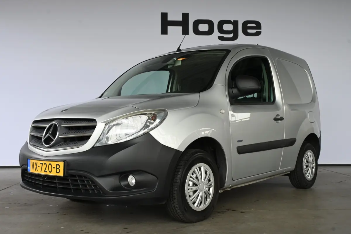 108 CDI BlueEFFICIENCY Airco Navigatie Trekhaak Rijklaarprijs! Inruil Mogelijk!