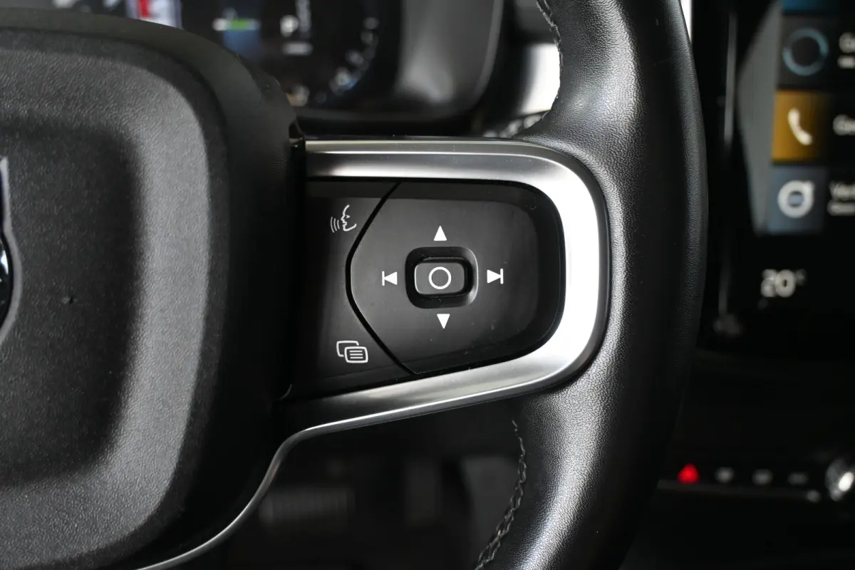 1.5 T5 Inscription Clima Cruise CarPlay Trekhaak PDC Lane Assist Camera 100% Onderhouden! Inruil Mogelijk!