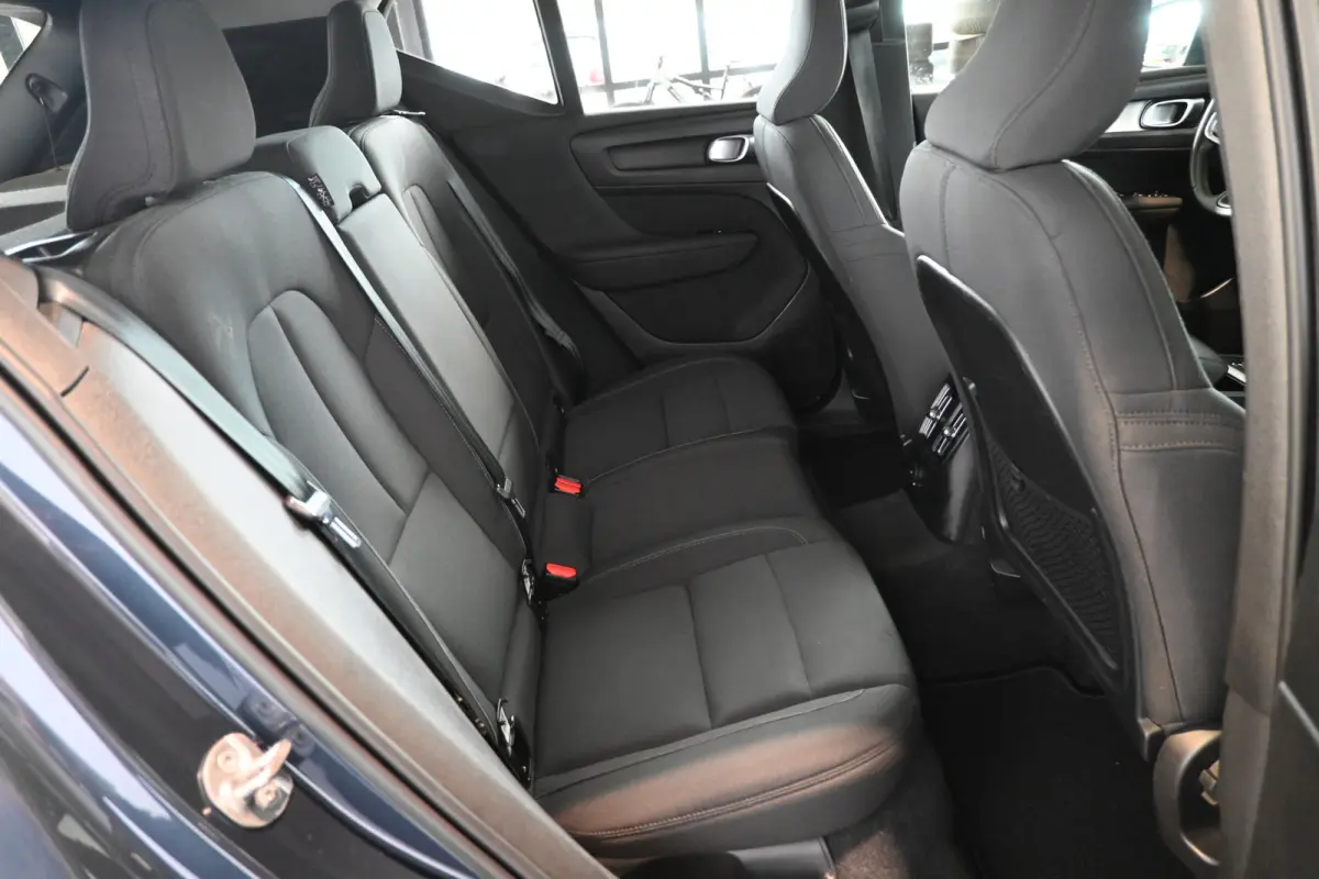 1.5 T5 Inscription Clima Cruise CarPlay Trekhaak PDC Lane Assist Camera 100% Onderhouden! Inruil Mogelijk!