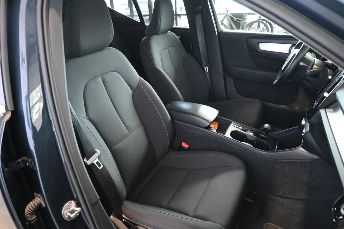 1.5 T5 Inscription Clima Cruise CarPlay Trekhaak PDC Lane Assist Camera 100% Onderhouden! Inruil Mogelijk!