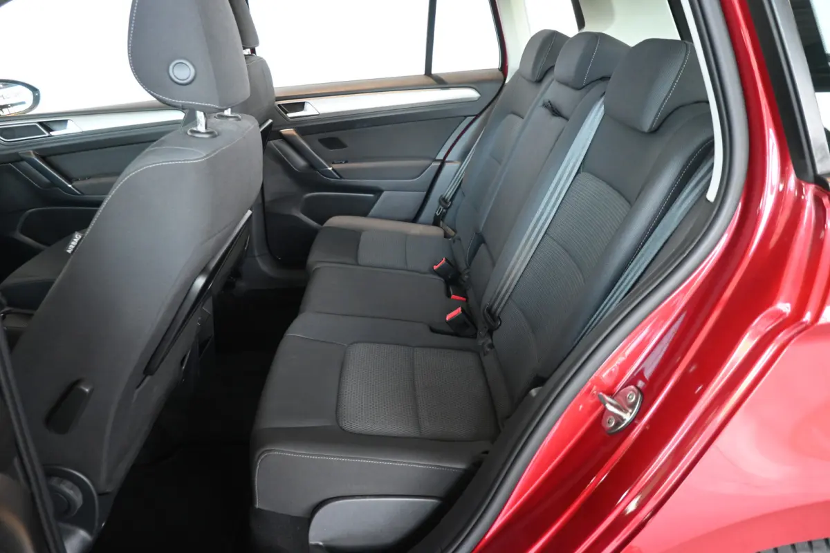1.0 TSI Automaat Comfortline Clima Cruise control Navigatie Camera PDC Trekhaak 100% onderhouden Inruil mogelijk
