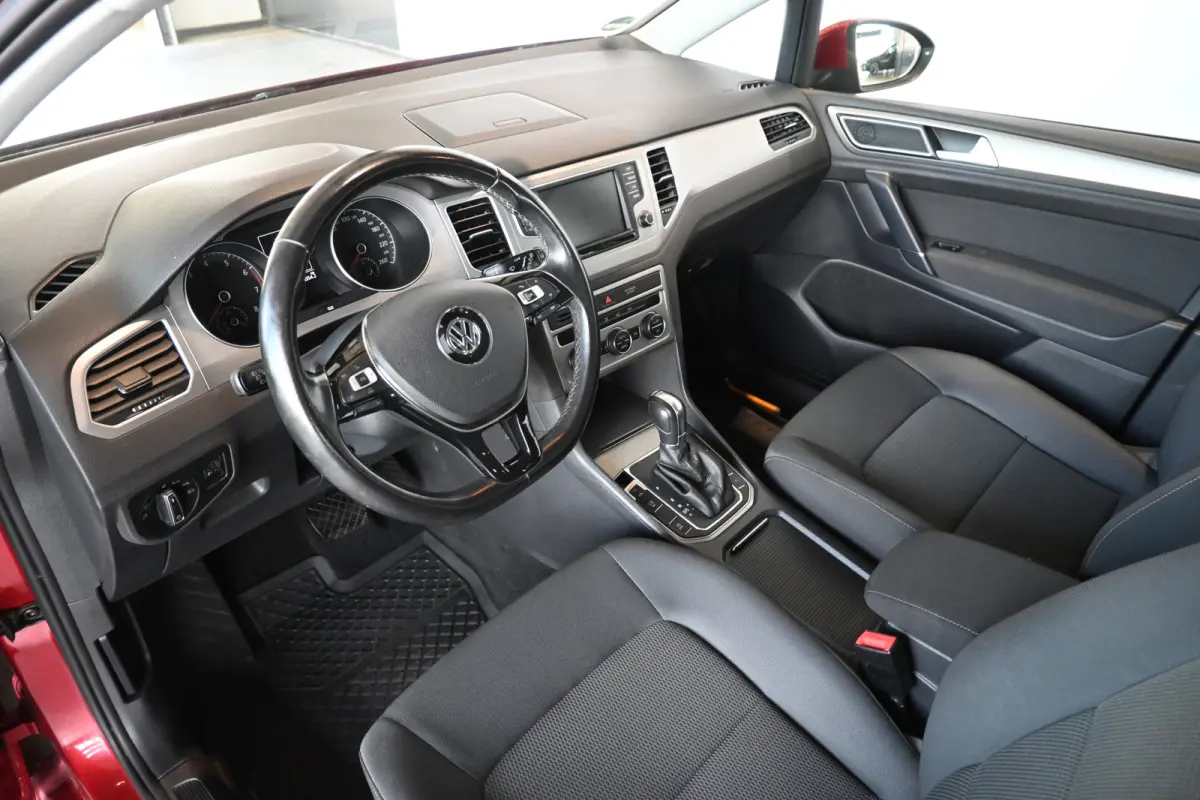 1.0 TSI Automaat Comfortline Clima Cruise control Navigatie Camera PDC Trekhaak 100% onderhouden Inruil mogelijk