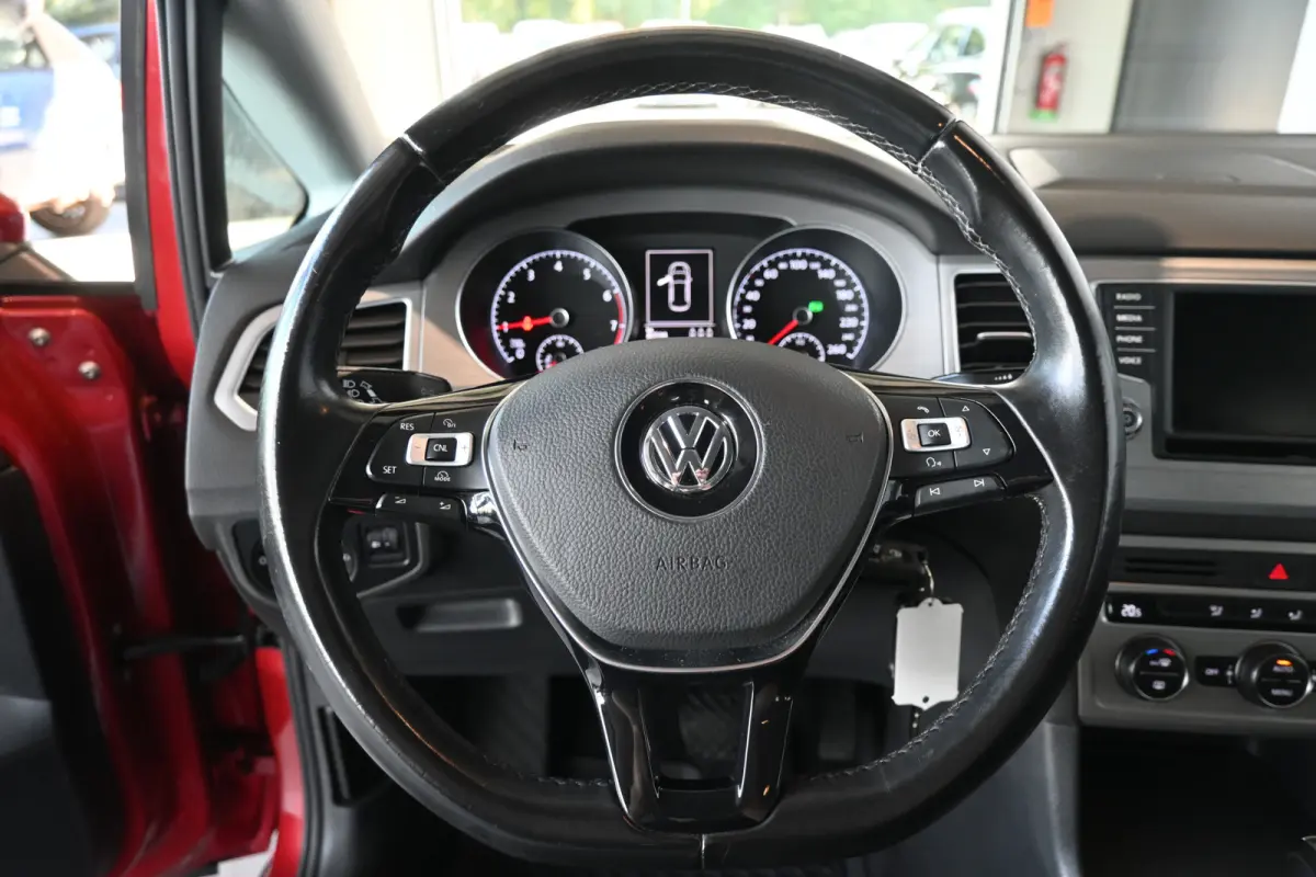 1.0 TSI Automaat Comfortline Clima Cruise control Navigatie Camera PDC Trekhaak 100% onderhouden Inruil mogelijk