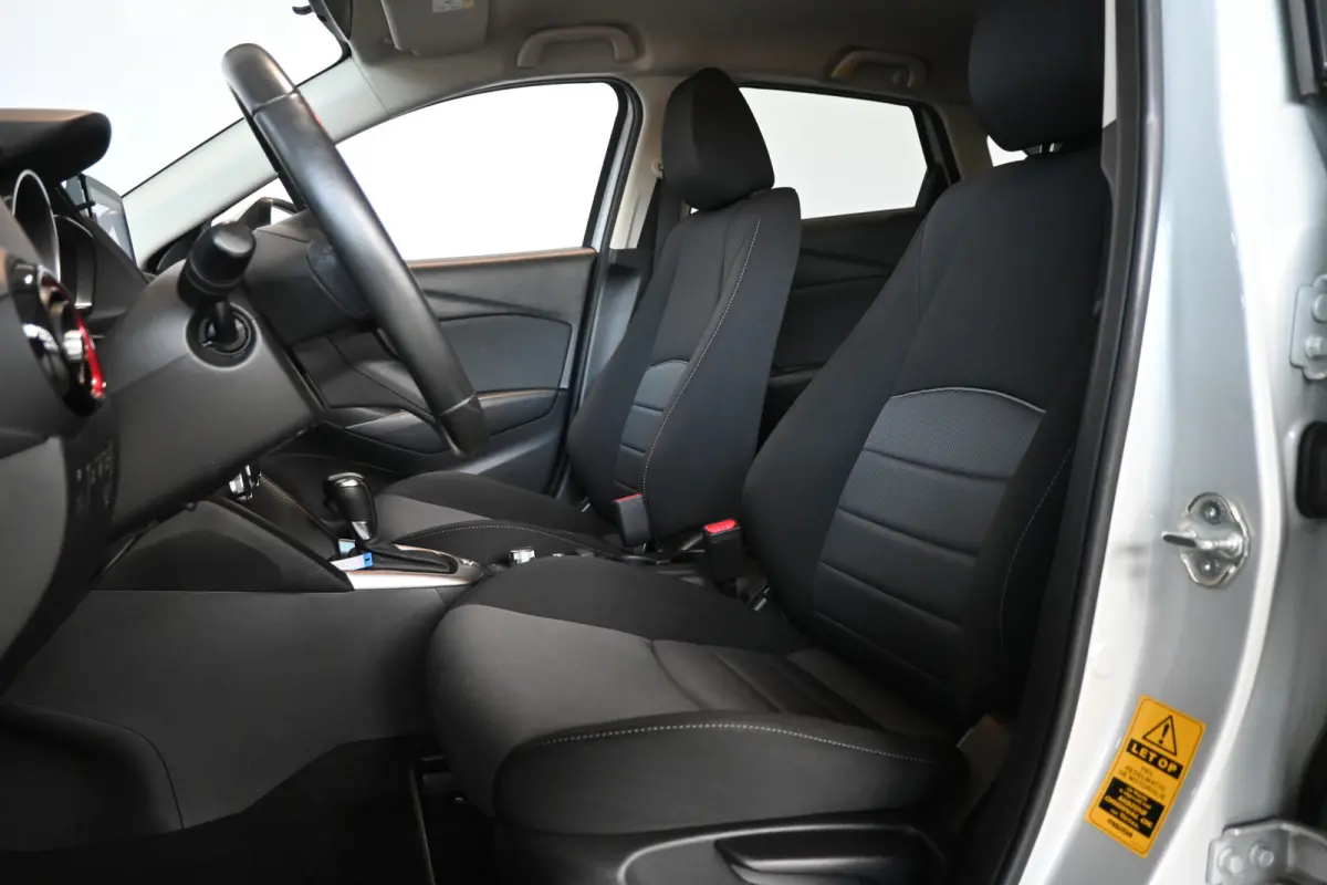 2.0 SkyActiv-G 120 Dynamic Automaat Clima Cruise control Navigatie Licht metaal Inruil mogelijk