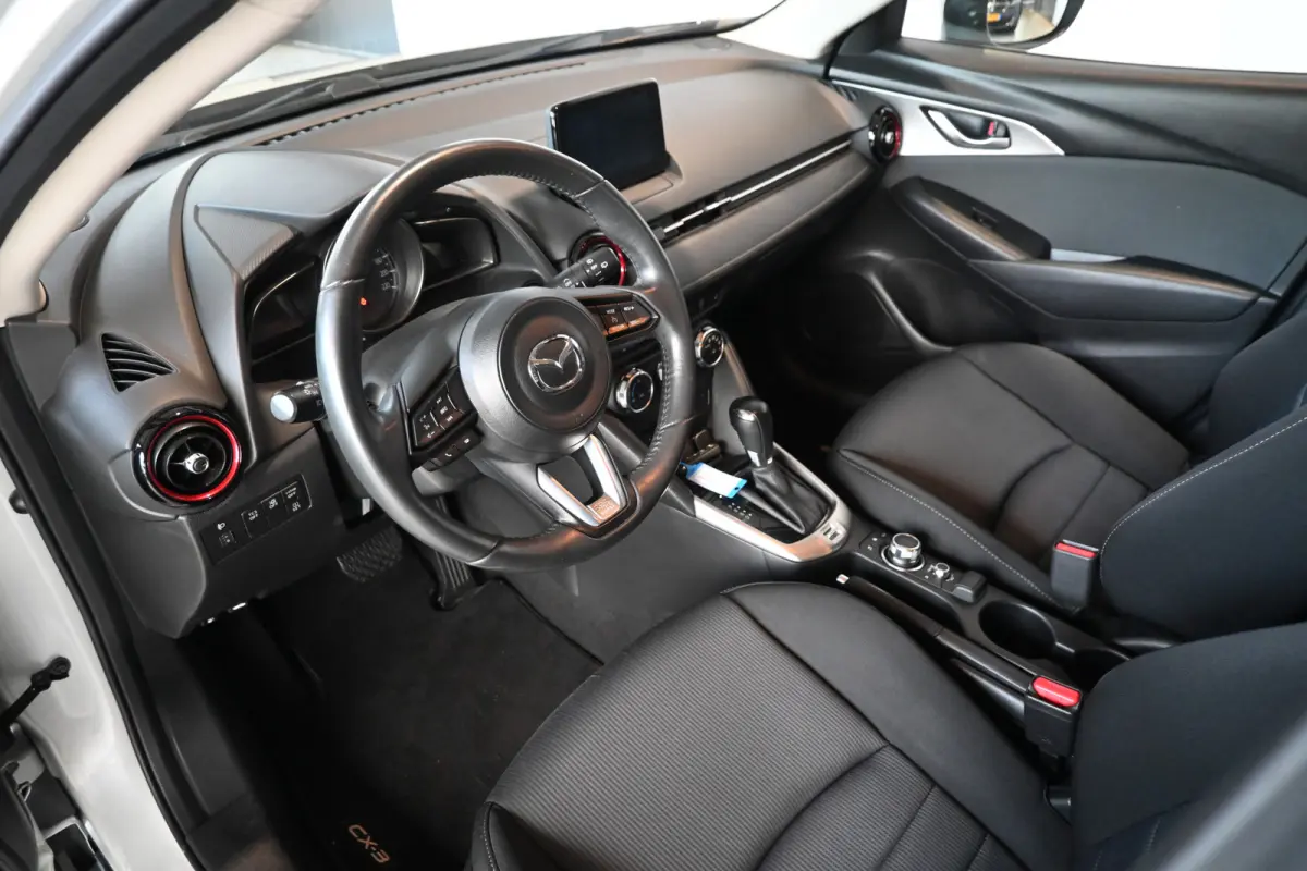 2.0 SkyActiv-G 120 Dynamic Automaat Clima Cruise control Navigatie Licht metaal Inruil mogelijk