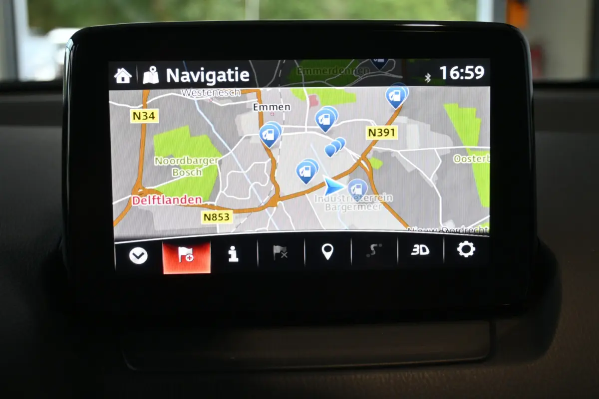 2.0 SkyActiv-G 120 Dynamic Automaat Clima Cruise control Navigatie Licht metaal Inruil mogelijk