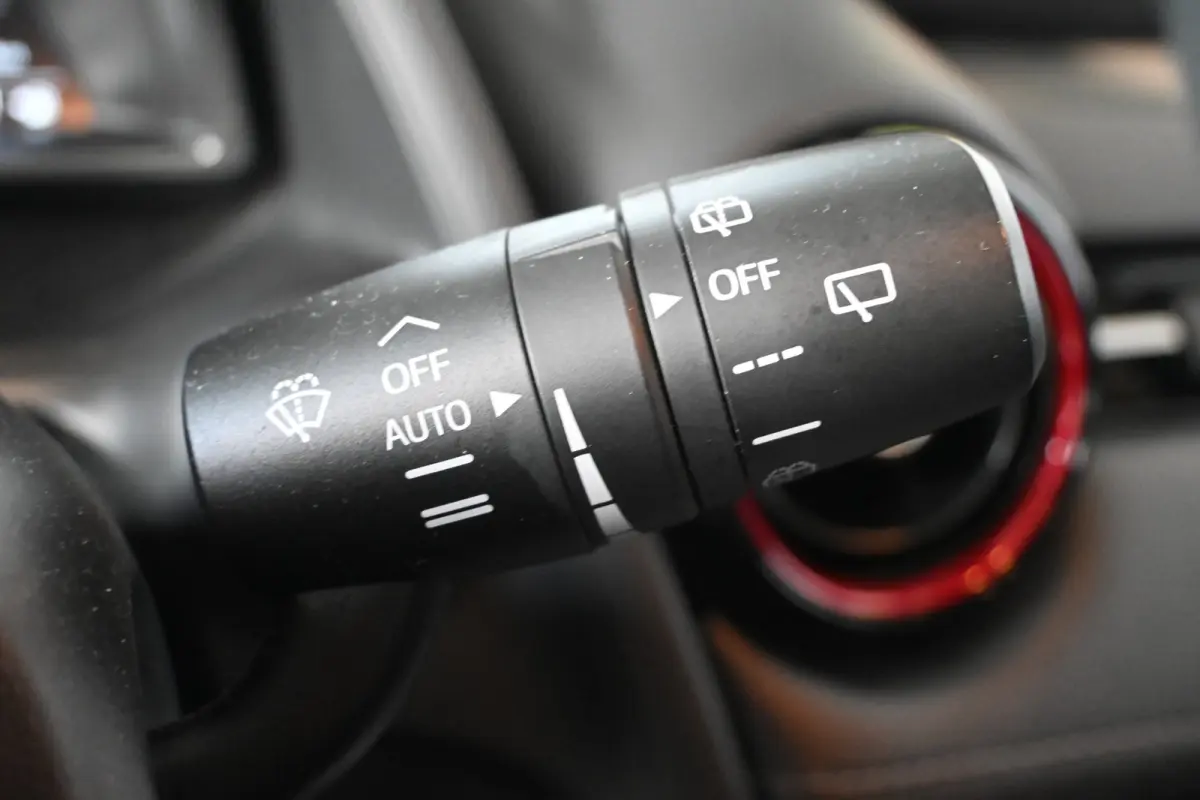 2.0 SkyActiv-G 120 Dynamic Automaat Clima Cruise control Navigatie Licht metaal Inruil mogelijk