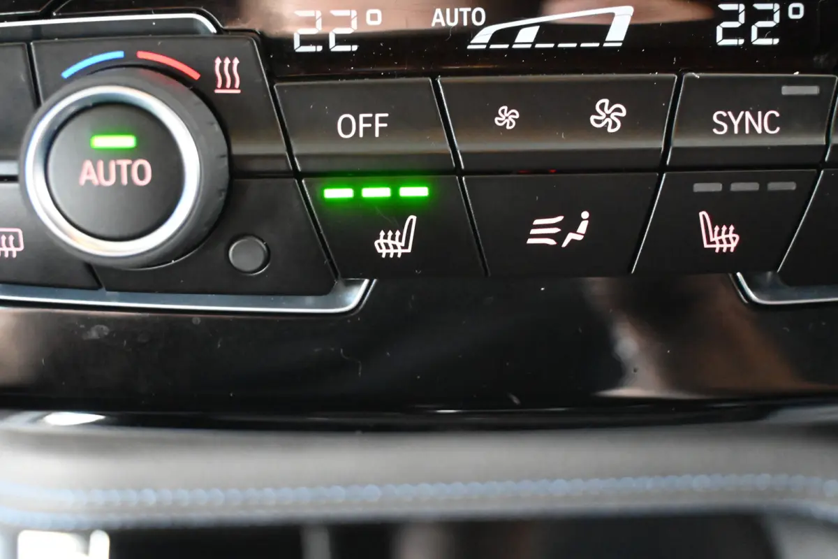 sDrive18i High Executive M-Sport Automaat Led Clima Cruise Leder Navigatie Stoelverwarming 100% Onderhouden! Inruil Mogelijk!