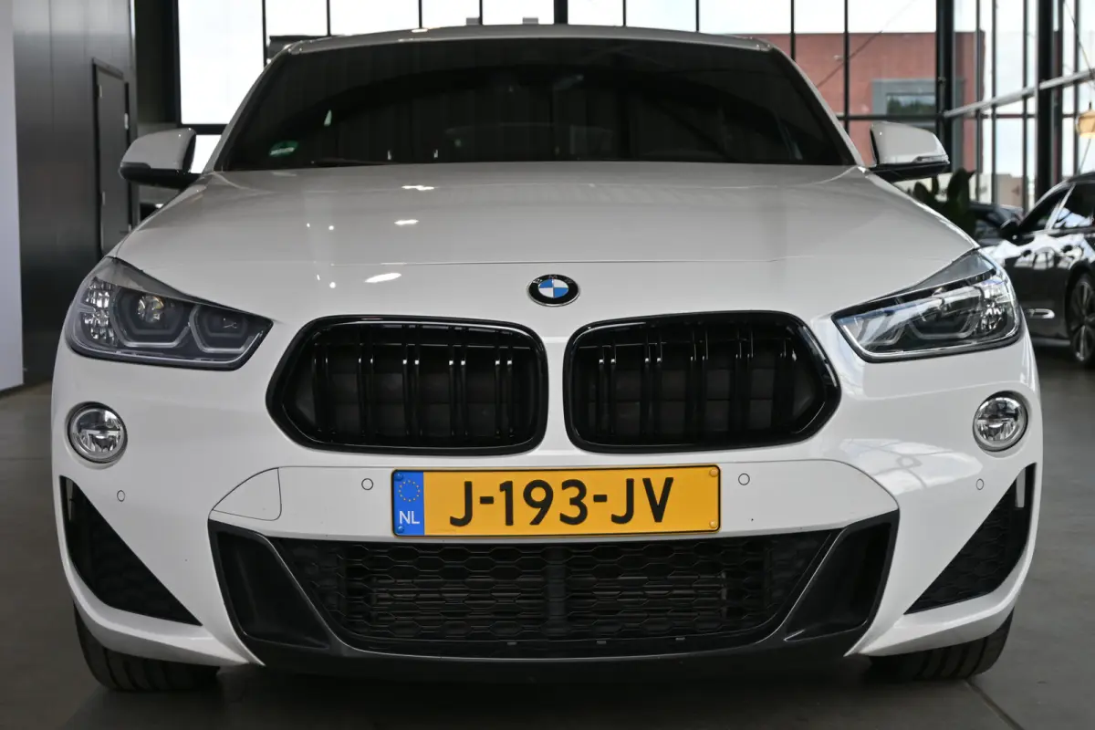 sDrive18i High Executive M-Sport Automaat Led Clima Cruise Leder Navigatie Stoelverwarming 100% Onderhouden! Inruil Mogelijk!