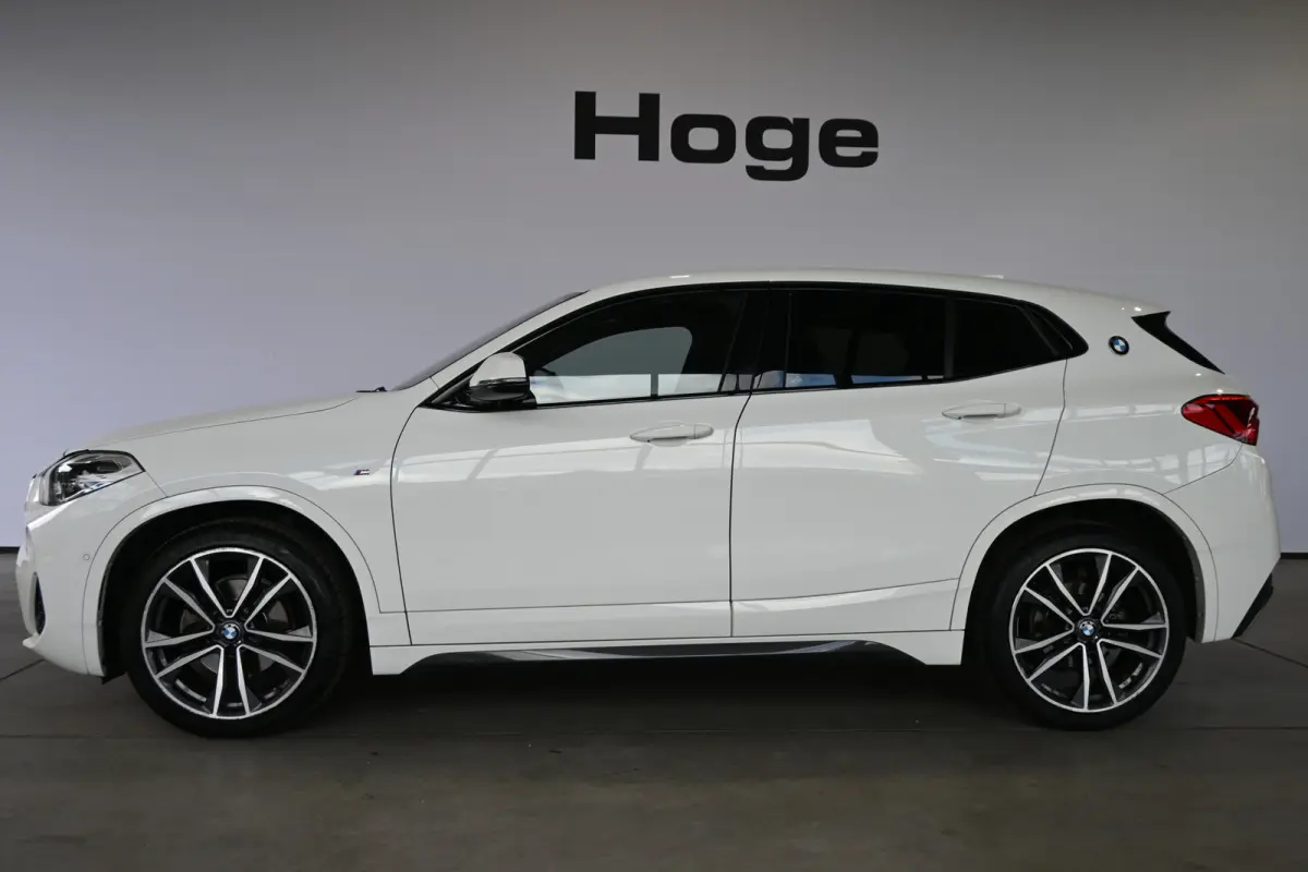 sDrive18i High Executive M-Sport Automaat Led Clima Cruise Leder Navigatie Stoelverwarming 100% Onderhouden! Inruil Mogelijk!