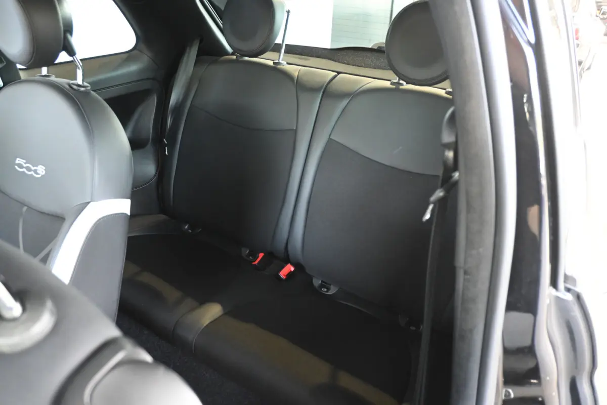 0.9 TwinAir Turbo Sport Nap! Airco Cruise Navigatie PDC Xenon Carplay Leder 100% Onderhouden! Inruil Mogelijk!