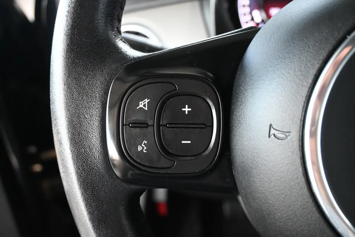 0.9 TwinAir Turbo Sport Nap! Airco Cruise Navigatie PDC Xenon Carplay Leder 100% Onderhouden! Inruil Mogelijk!