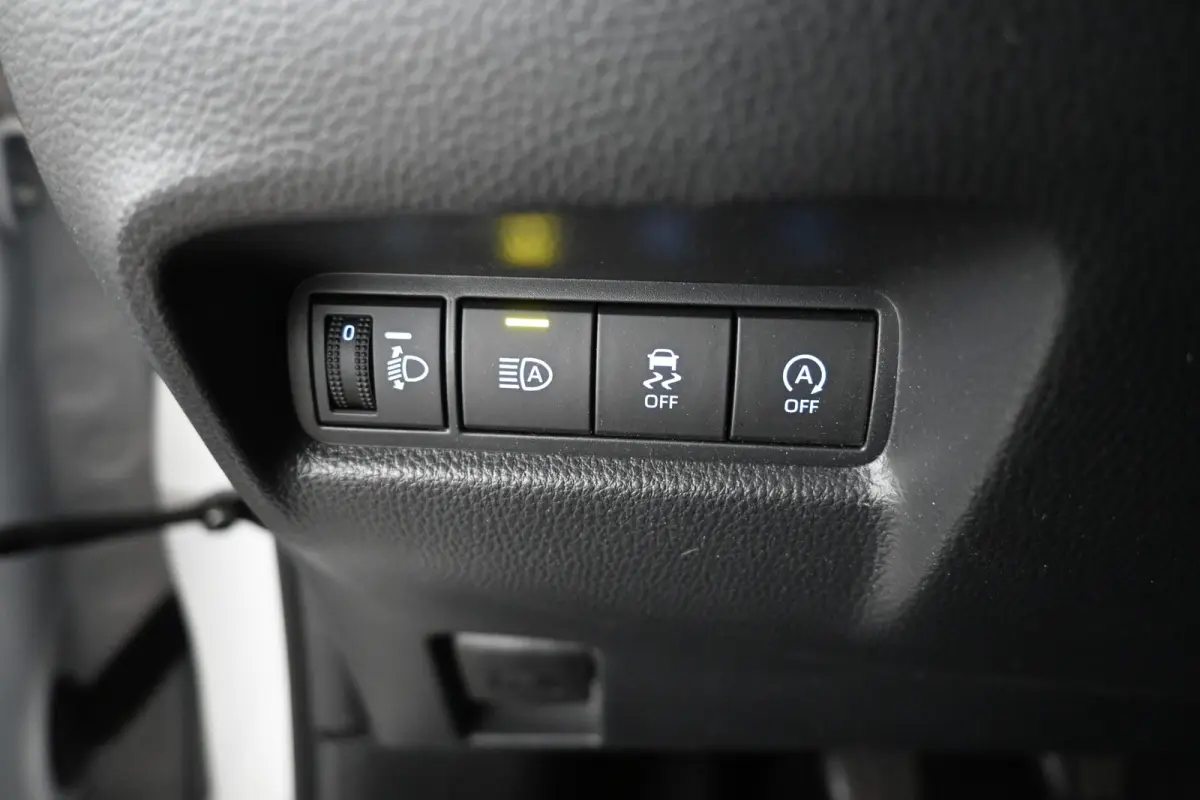 1.0 VVT-i MT Play Nap! Airco Adaptieve Cruise Camera CarPlay 1e Eigenaar! Inruil Mogelijk!