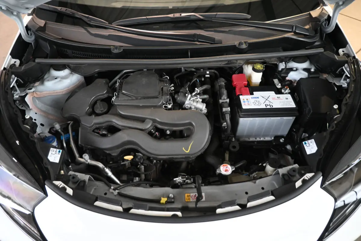 1.0 VVT-i MT Play Nap! Airco Adaptieve Cruise Camera CarPlay 1e Eigenaar! Inruil Mogelijk!
