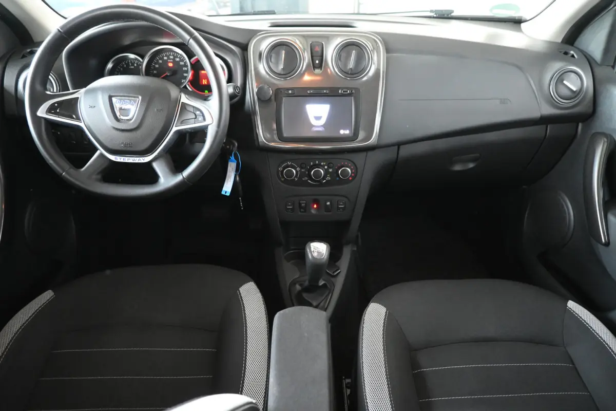 0.9 TCe Laureate Automaat Airco Cruise Navigatie PDC Elektrisch Pakket 100% Onderhouden! Inruil Mogelijk!