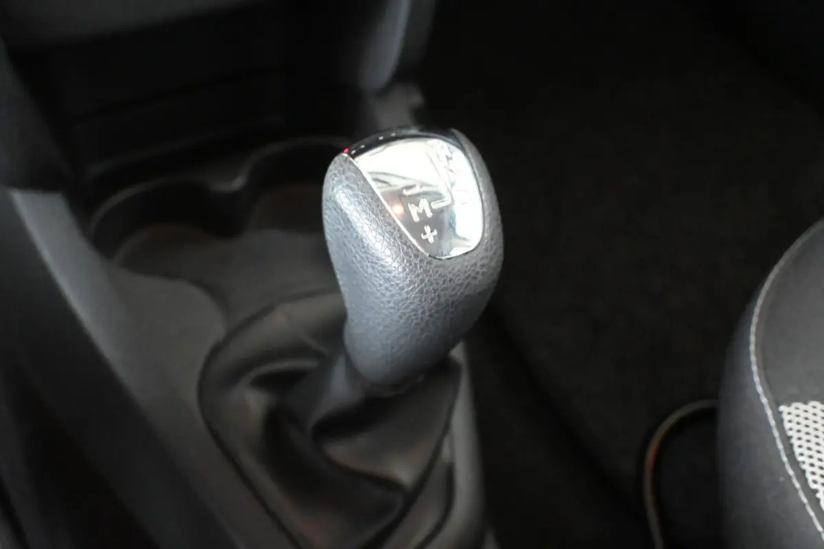 0.9 TCe Laureate Automaat Airco Cruise Navigatie PDC Elektrisch Pakket 100% Onderhouden! Inruil Mogelijk!