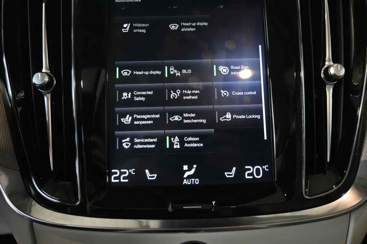 2.0 T5 Inscription Automaat Clima Cruise Panoramadak Harman/Kardon Leder Carplay Navigatie Inruil Mogelijk!