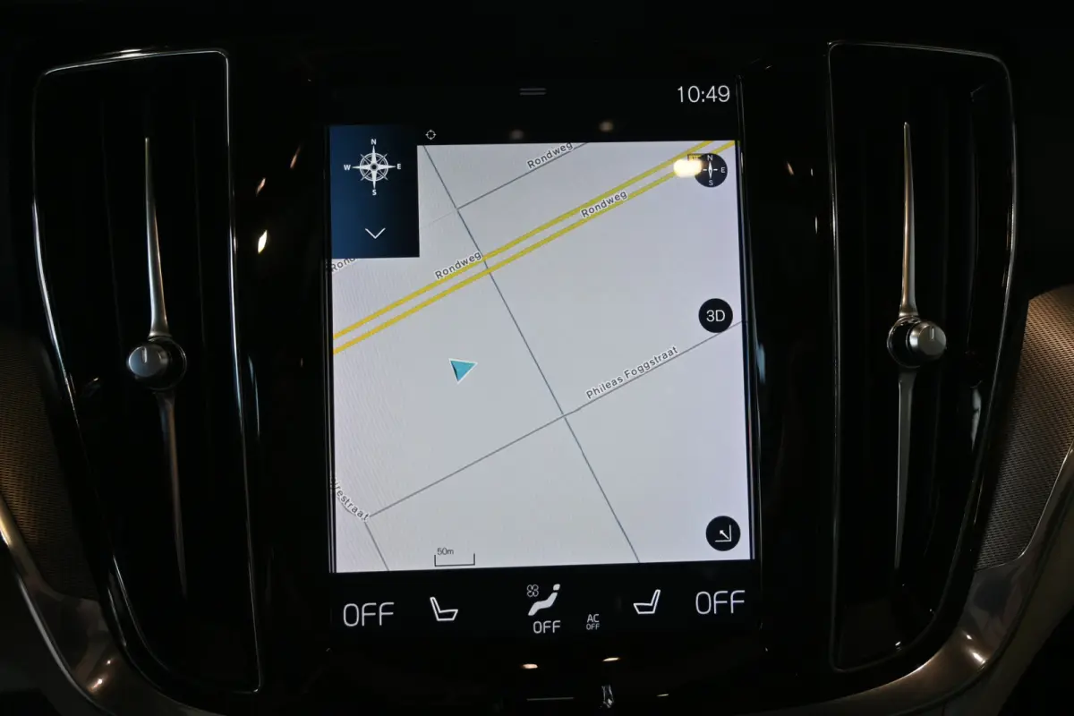 2.0 T5 Inscription Automaat Clima Cruise Panoramadak Harman/Kardon Leder Carplay Navigatie Inruil Mogelijk!