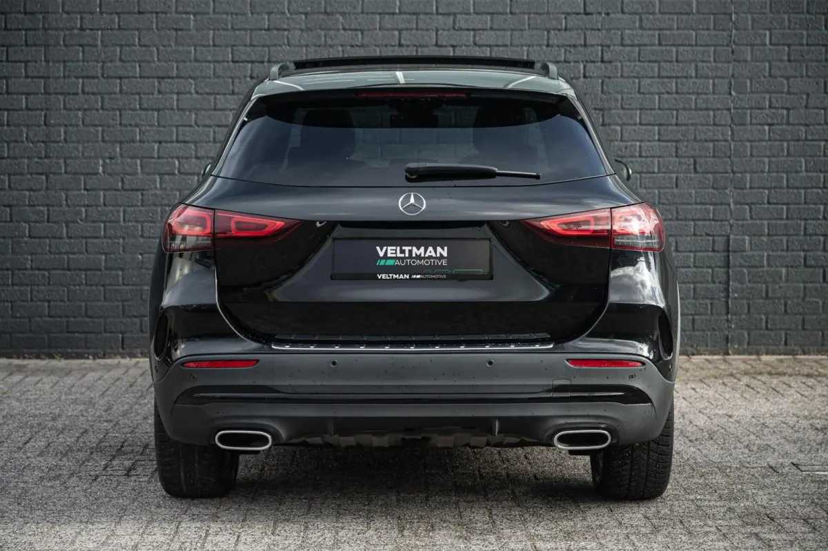 250 e AMG Line PANORAMADAK TREKHAAK CRUISE CAMERA SFEERVERLICHTING