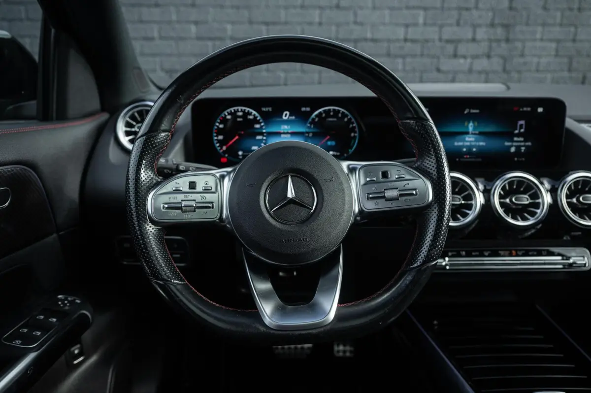 250 e AMG Line PANORAMADAK TREKHAAK CRUISE CAMERA SFEERVERLICHTING