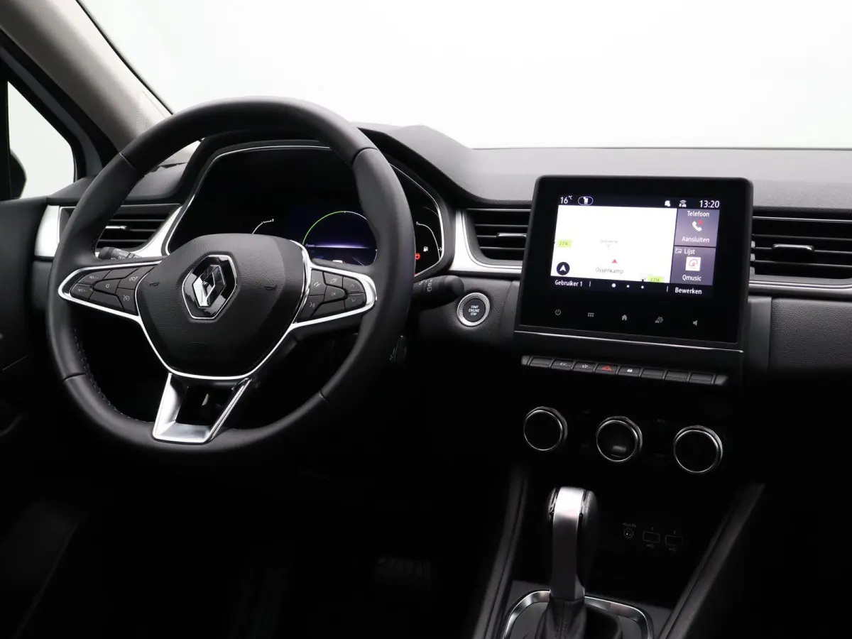 E-TECH hybrid 145 Intens | Achteruitrijcamera | Navigatie | 18" velgen |