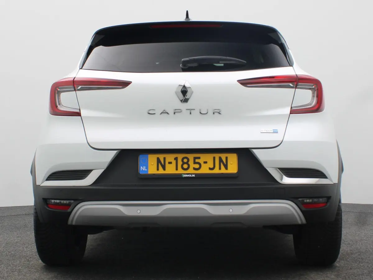 E-TECH hybrid 145 Intens | Achteruitrijcamera | Navigatie | 18" velgen |