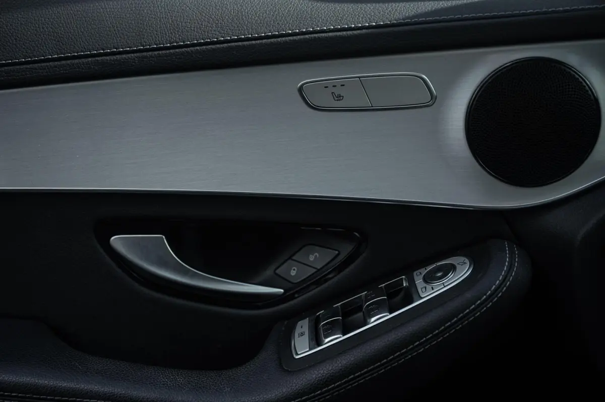 4MATIC AMG LINE PANORAMADAK TREKHAAK ADAPTIVE CRUISE LEDER