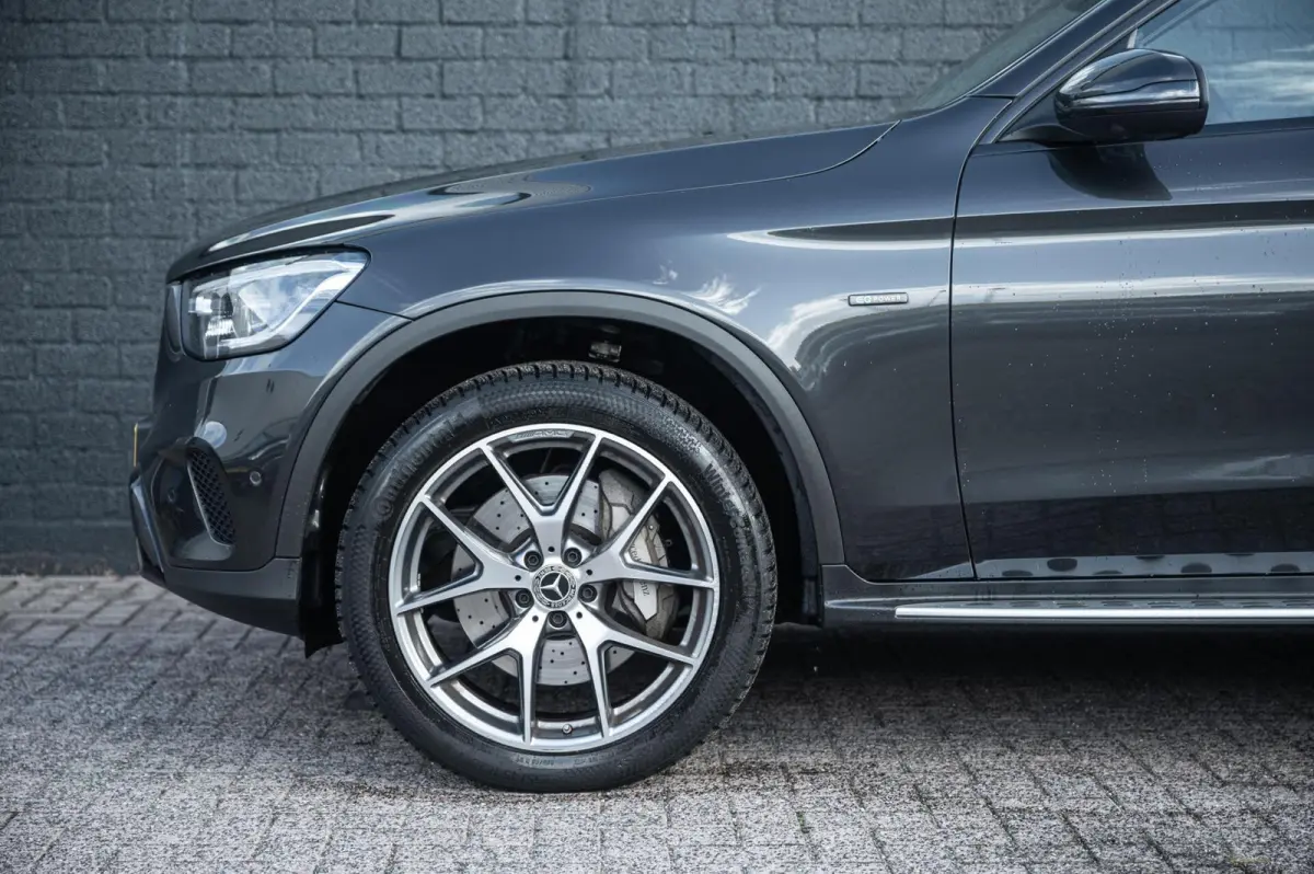 4MATIC AMG LINE PANORAMADAK TREKHAAK ADAPTIVE CRUISE LEDER