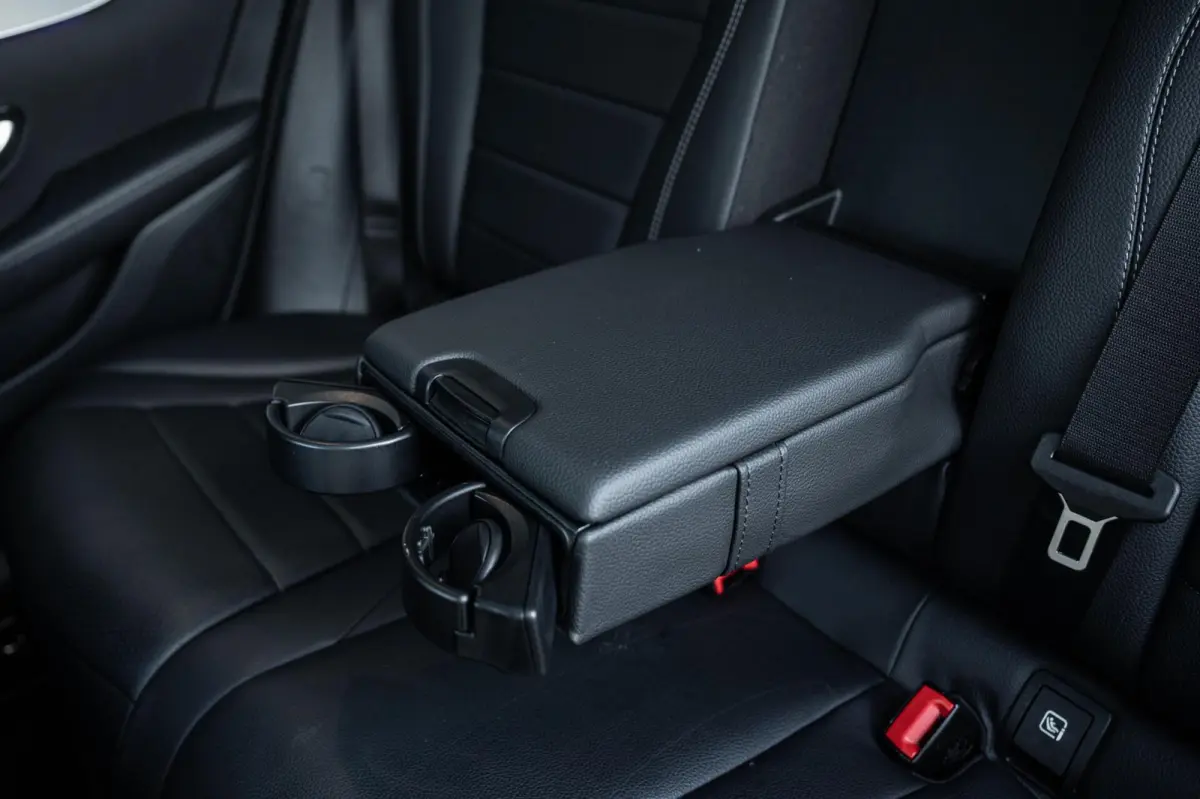 4MATIC AMG LINE PANORAMADAK TREKHAAK ADAPTIVE CRUISE LEDER
