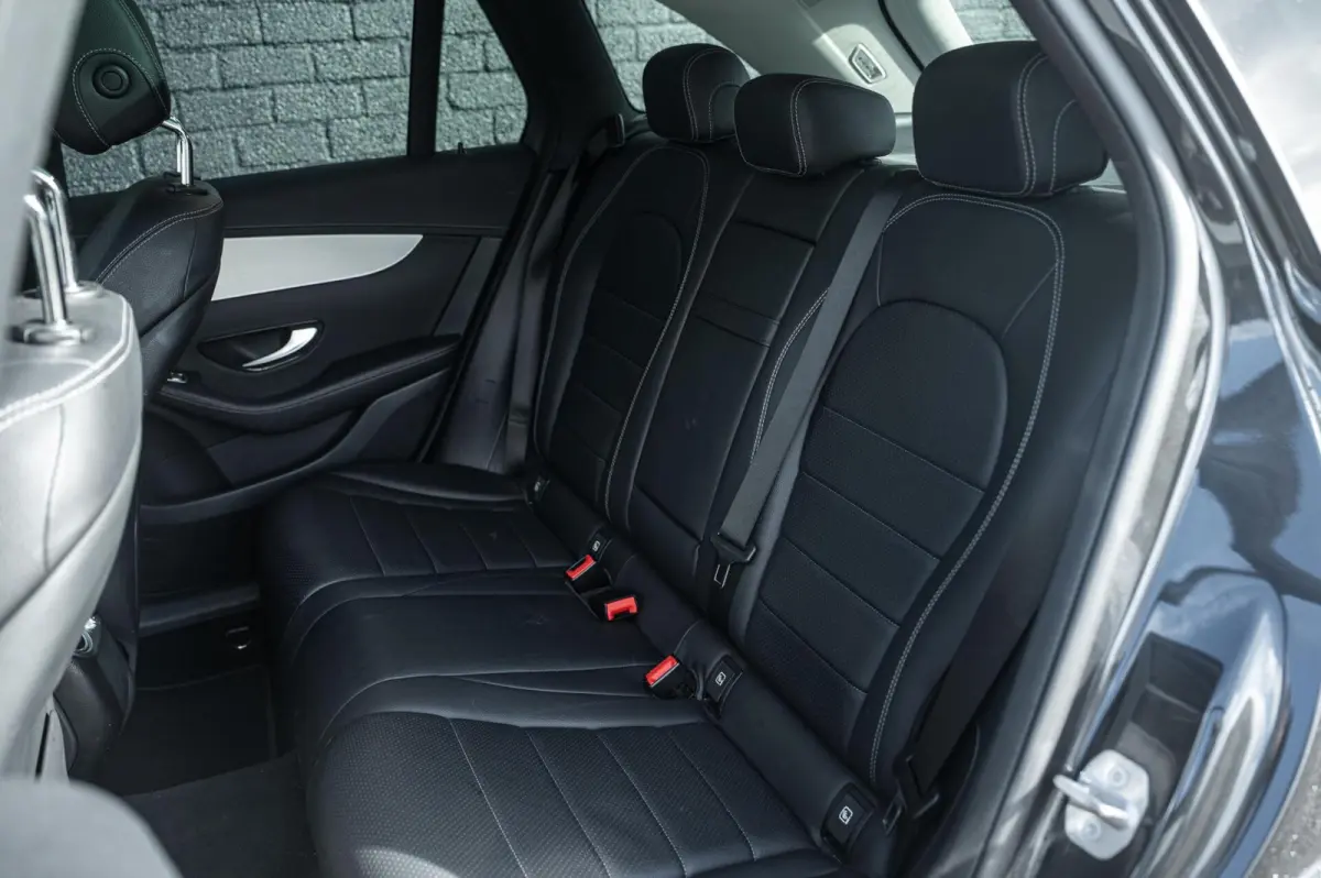 4MATIC AMG LINE PANORAMADAK TREKHAAK ADAPTIVE CRUISE LEDER