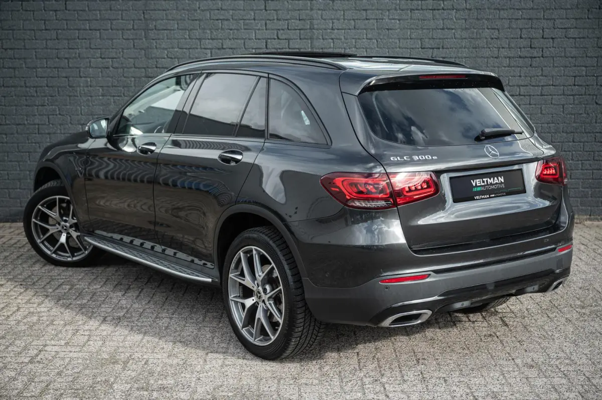 4MATIC AMG LINE PANORAMADAK TREKHAAK ADAPTIVE CRUISE LEDER
