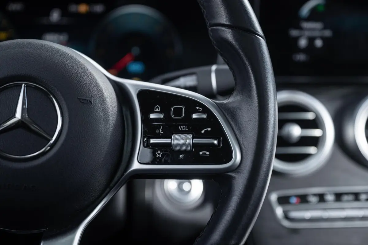 4MATIC AMG LINE PANORAMADAK TREKHAAK ADAPTIVE CRUISE LEDER
