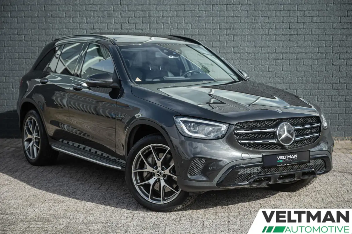 4MATIC AMG LINE PANORAMADAK TREKHAAK ADAPTIVE CRUISE LEDER
