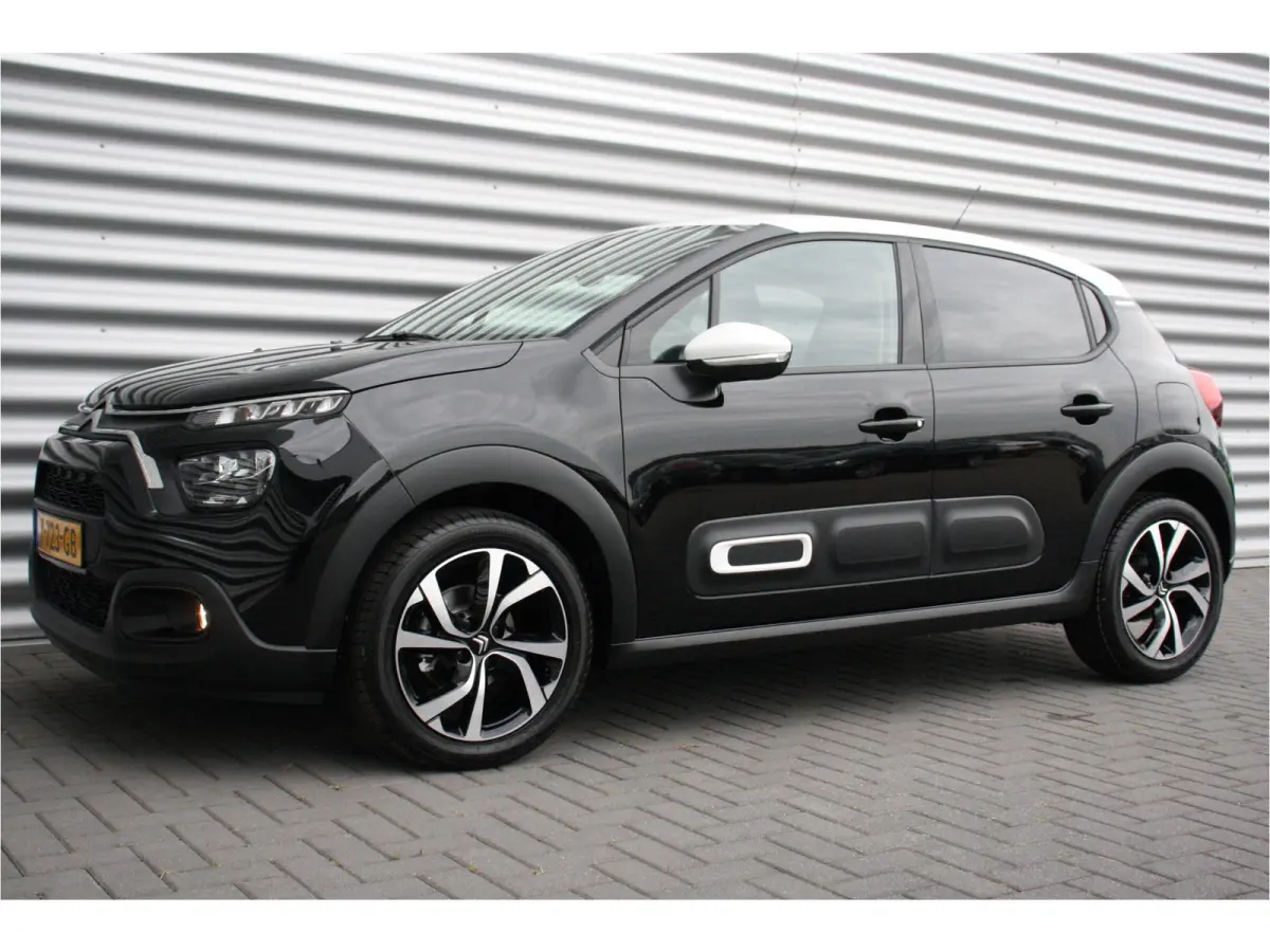 1.2 PURETECH 83PK FEEL EDITION / NAVI / CLIMA / LED / PDC / 17" LMV / CAMERA / APPLE CARPLAY / ORG. NL. !!