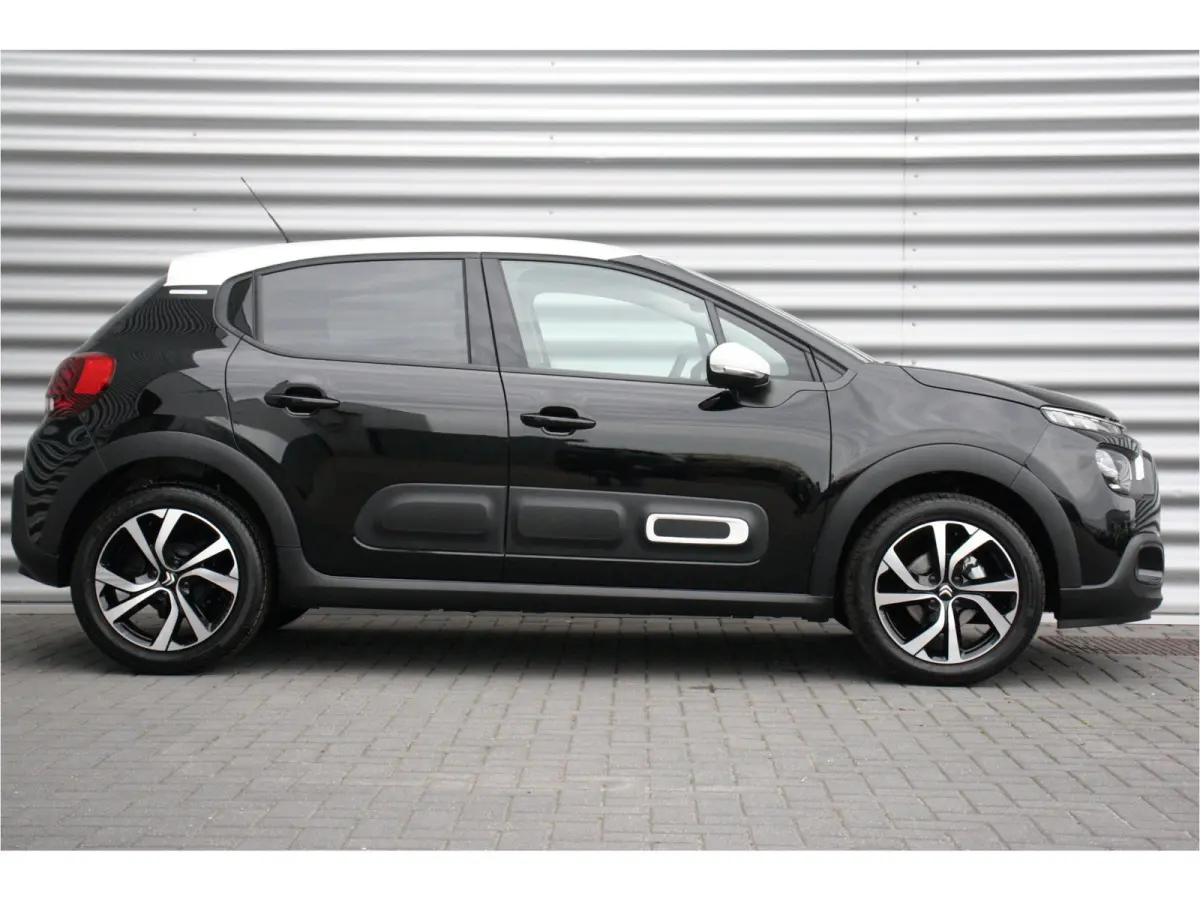 1.2 PURETECH 83PK FEEL EDITION / NAVI / CLIMA / LED / PDC / 17" LMV / CAMERA / APPLE CARPLAY / ORG. NL. !!