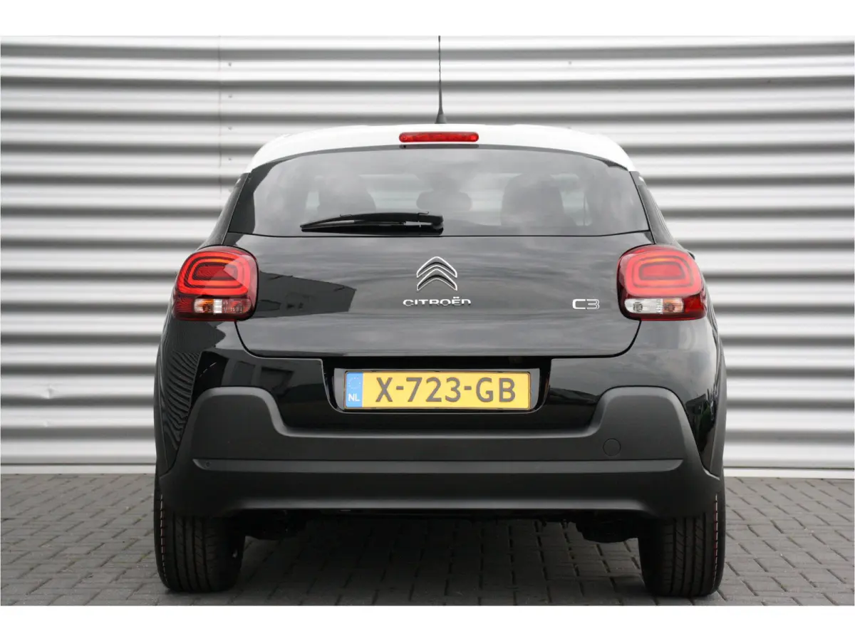1.2 PURETECH 83PK FEEL EDITION / NAVI / CLIMA / LED / PDC / 17" LMV / CAMERA / APPLE CARPLAY / ORG. NL. !!