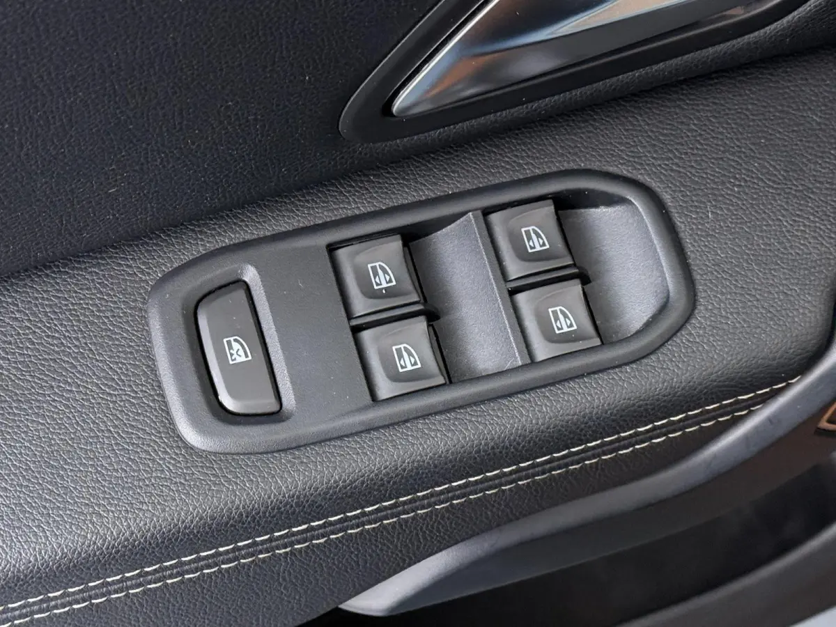 TCe 125 4x2 Stop & Start Prestige | Climate Control |