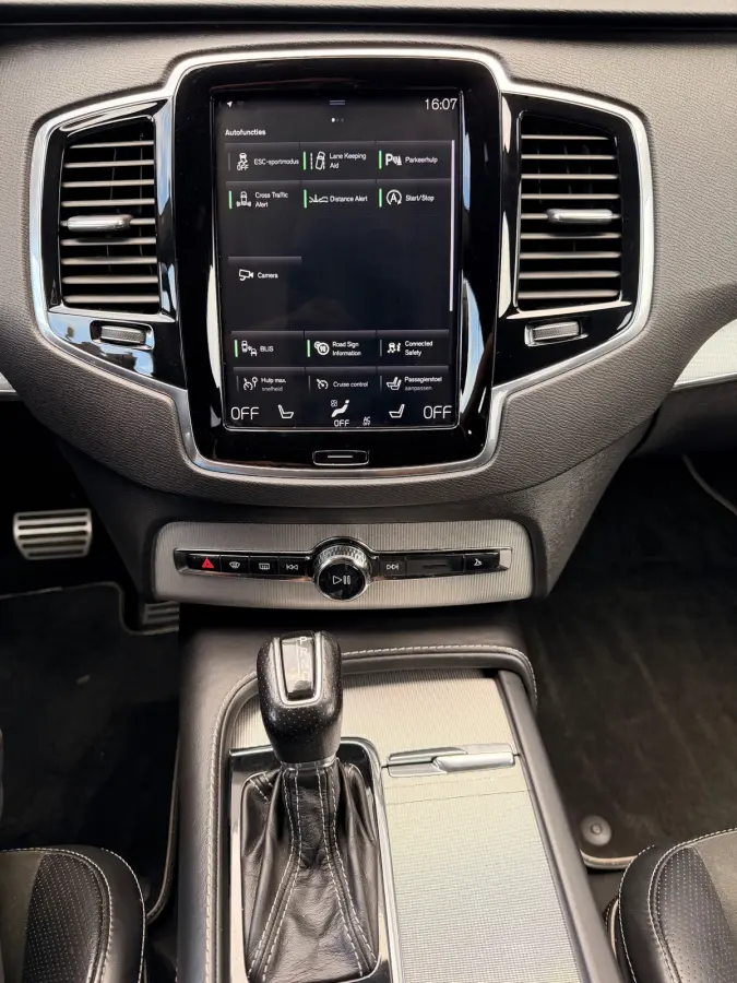 2.0 T5 AWD R-Design/7persoons/360 Camera/