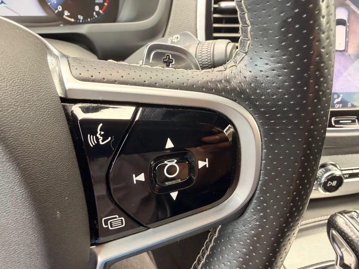 2.0 T5 AWD R-Design/7persoons/360 Camera/