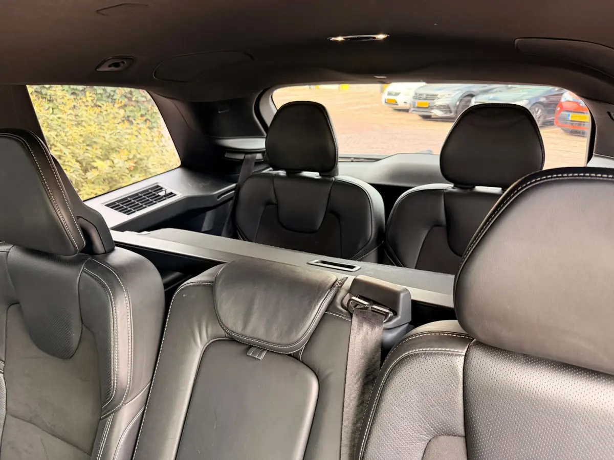 2.0 T5 AWD R-Design/7persoons/360 Camera/